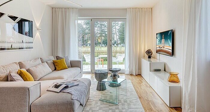 Fabric stretch walls