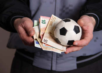 Battery: Advanced Customer Service and Convenient Payment Methods