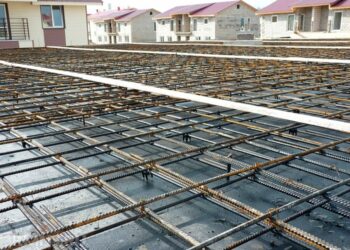 Плюсы и минусы, особенности и сфера применения монолитных перекрытий