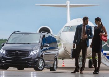 Comfortable and worry-free travel with airport transport service