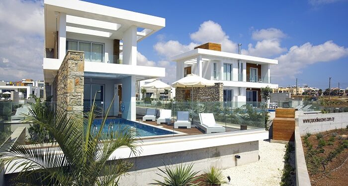 Choosing a house in Cyprus with MySpace: rules and tips