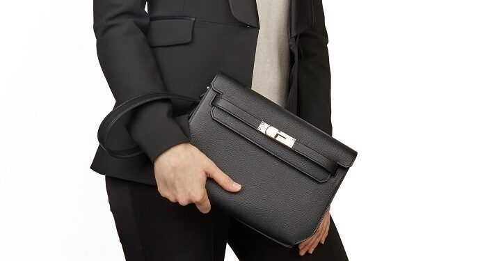 Stylish luxury handbags from the world’s leading brands in the online boutique