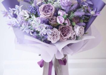 Marta Flowers: елегантні квіткові композиції у фіолетових тонах на замовлення у Києві