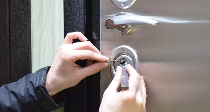 Аварийное вскрытие замков: ключевые правила и полезные советы