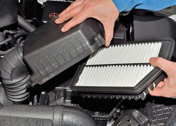 Как самостоятельно заменить воздушный фильтр в машине