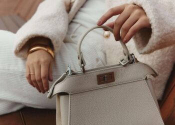 FENDI: искусство роскоши в каждой сумке