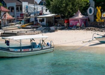 The Norwegian fjords by classic wooden boat: a 10-day photo diary